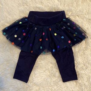 BabyGap Leggings with Skirt 3-6 month